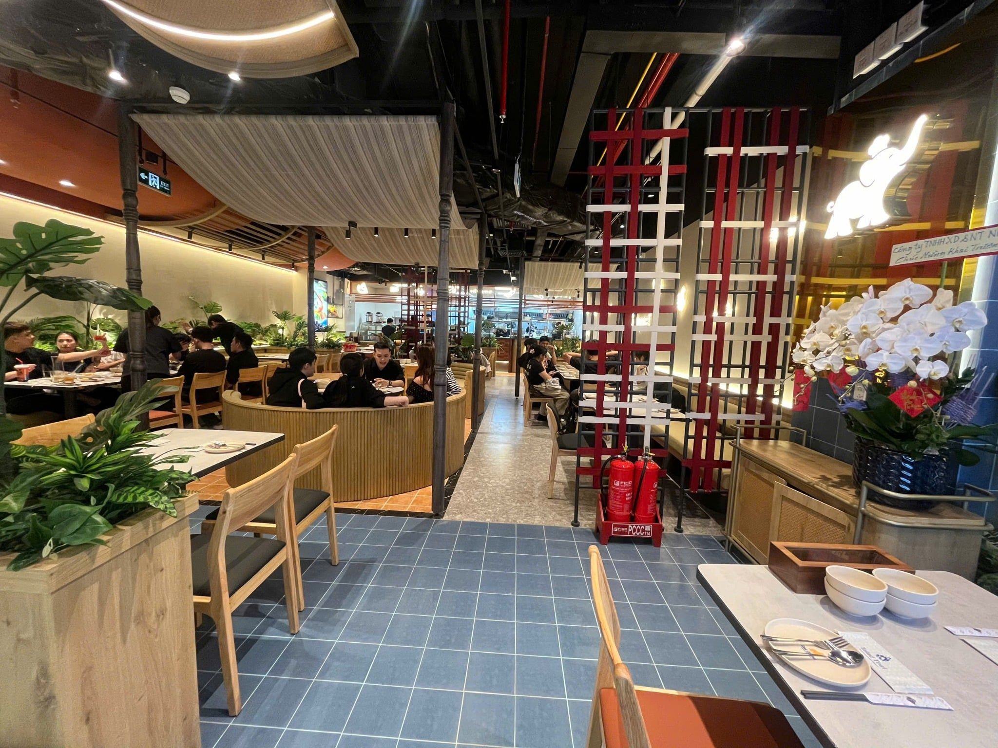 Thai Market Restaurant - TTTM Vincom Mega Royal Island Vũ Yên