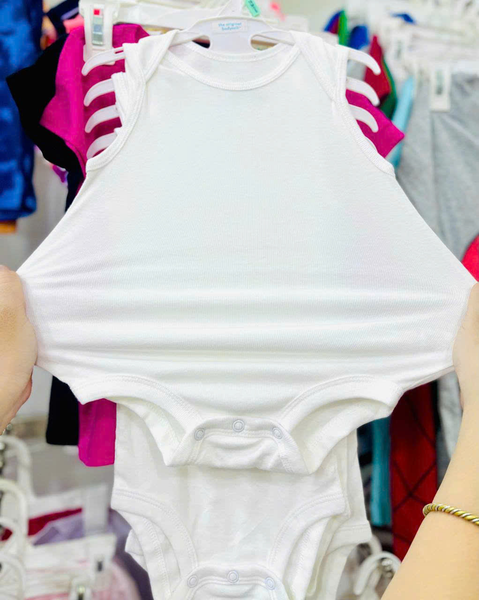  4-13kg Set 5 bodysuit Cter trắng dễ thấy vết dơ khi bé chơi- trắng 3 lỗ 