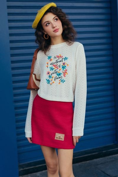 Top len mỏng kem in hoa