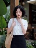  Áo thun dệt trắng thêu ngực 
