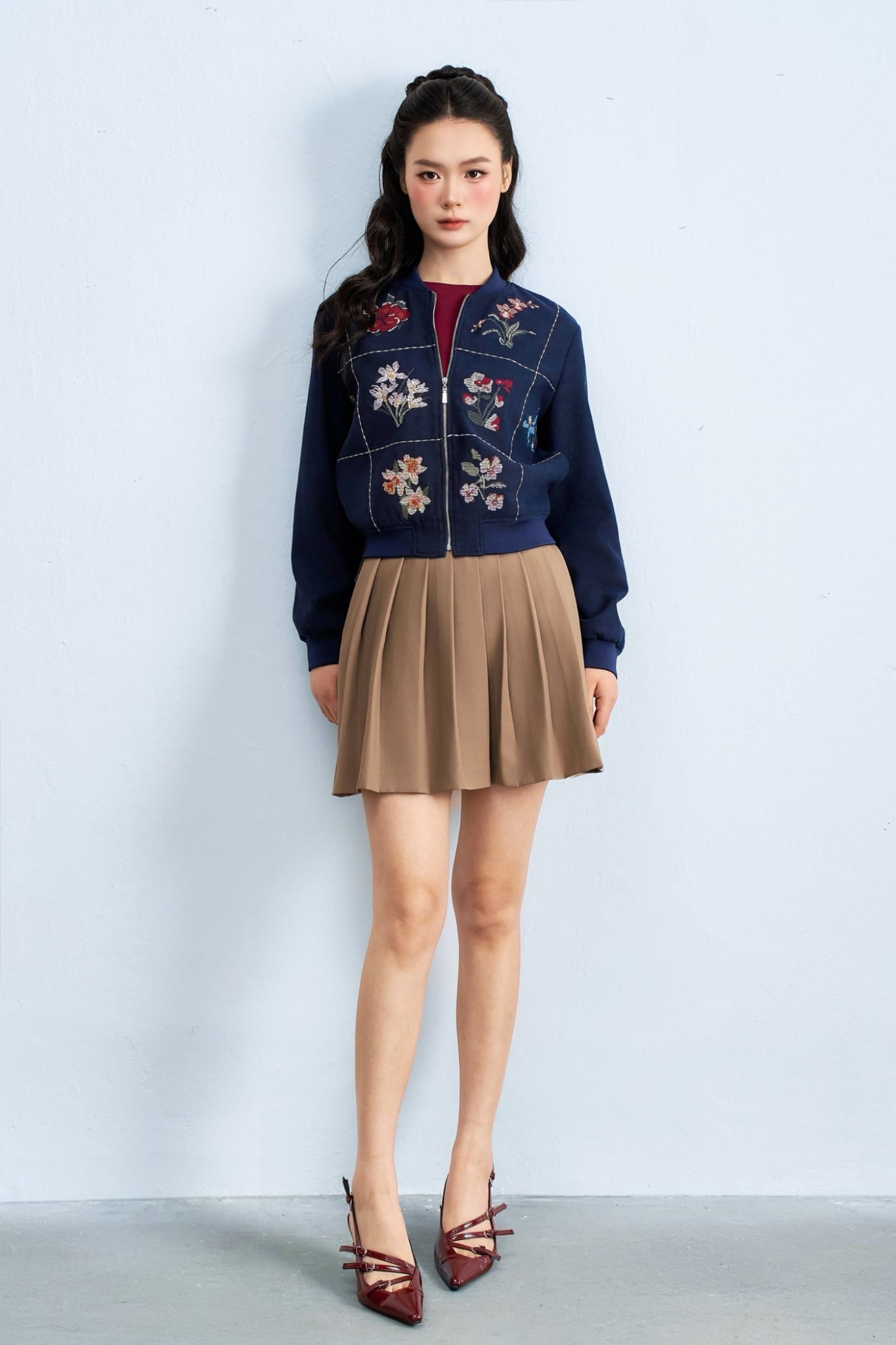  Bomber da lộn navy thêu hoa chữ thập 