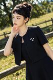  Áo khoác nhỏ mùa hè Đen đính charms 