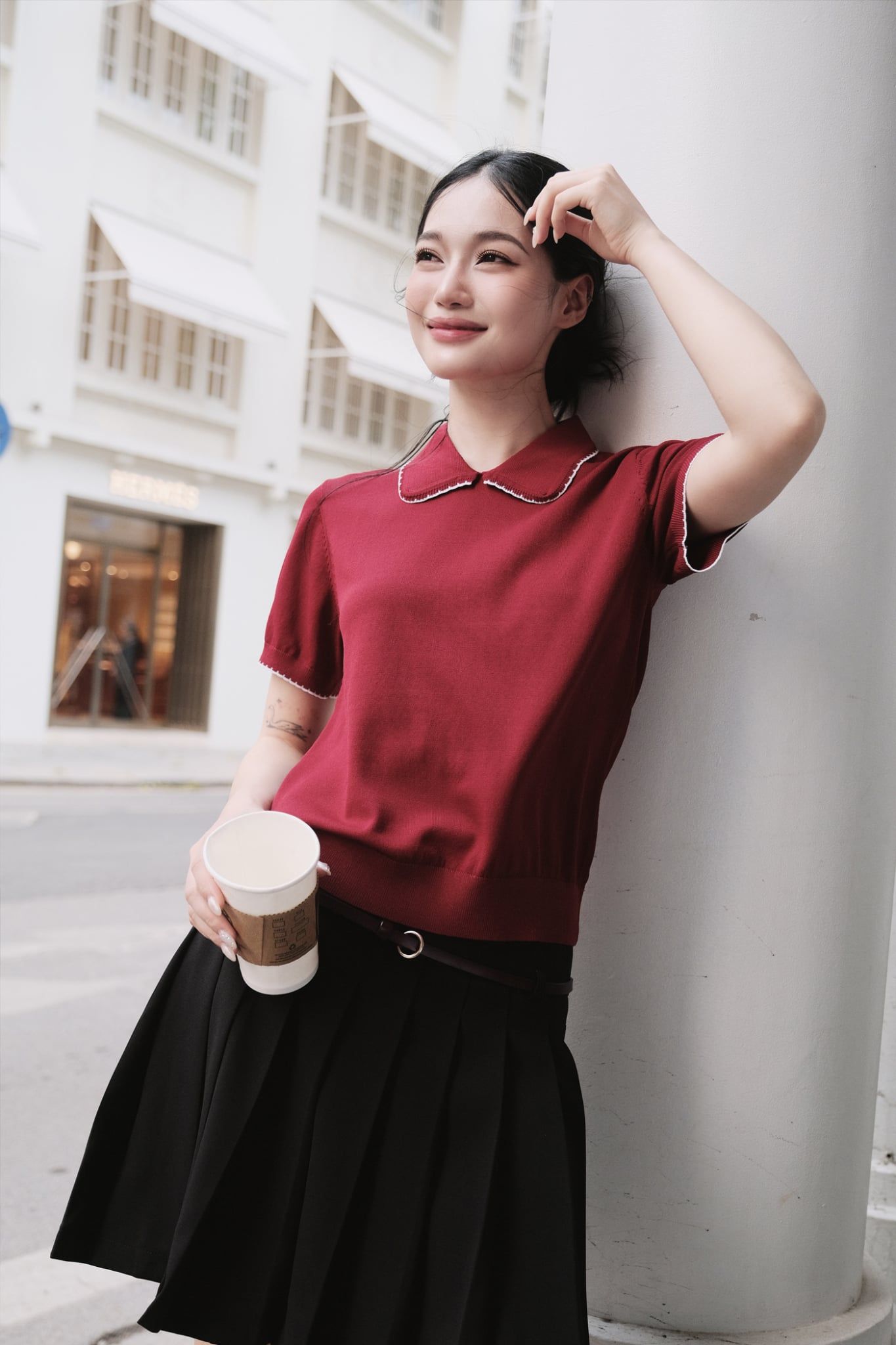  Áo Polo thun dệt màu đỏ đô phối diềm trang trí 