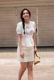  Áo peplum cổ nhún thêu linh lan hồng 