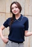  Áo Polo thun dệt màu navi phối diềm trang trí 