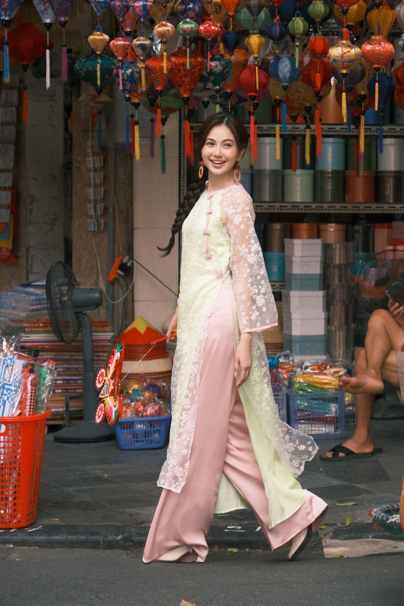 Bộ áo dài nữ voan tơ hoa rơi chanh yến anh