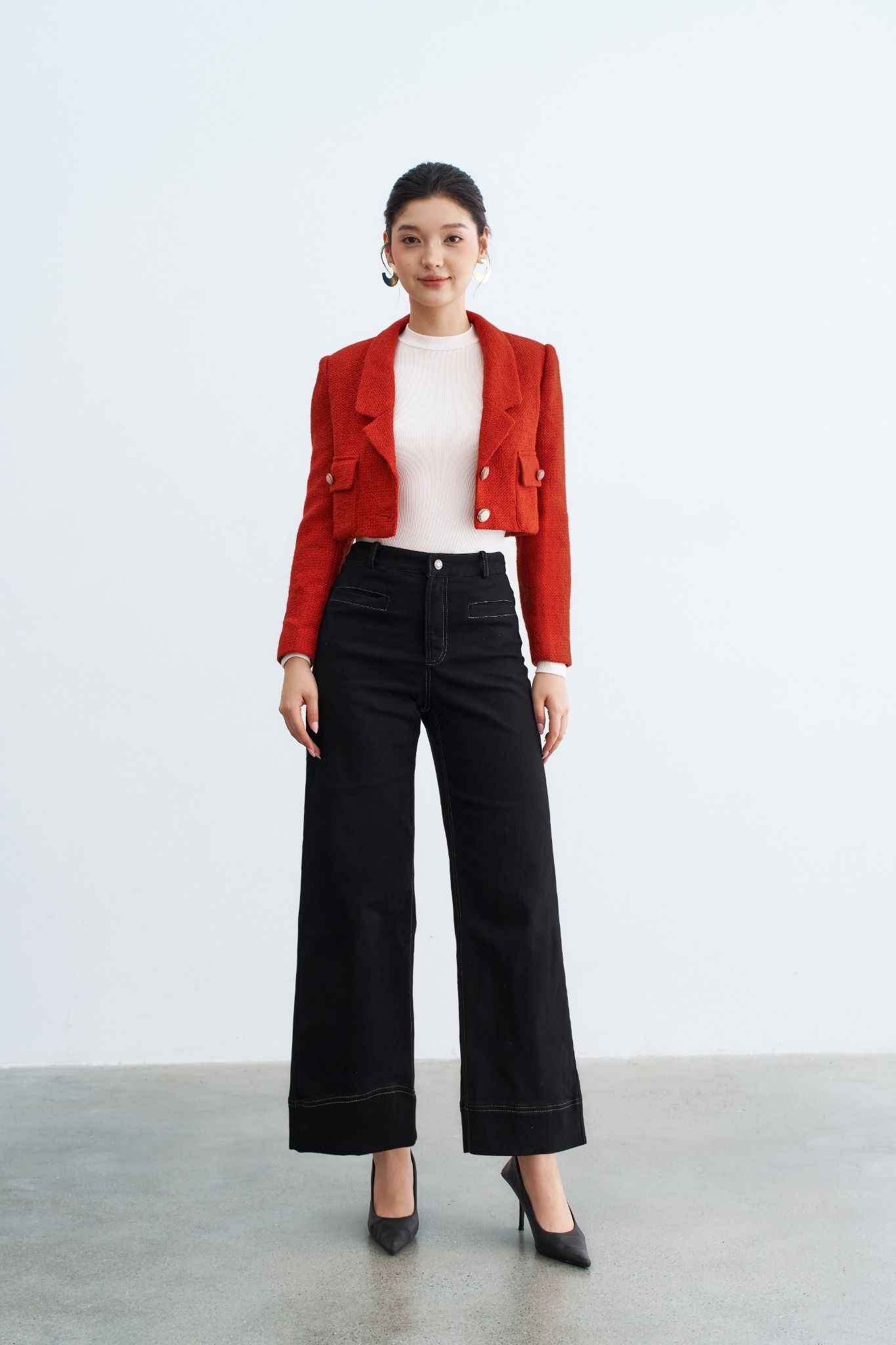 Quần jeans ống suông túi cơi đen