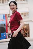  Áo Polo thun dệt màu đỏ đô phối diềm trang trí 
