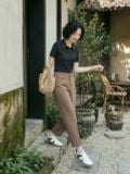  Áo thun polo đen đính đá cổ 