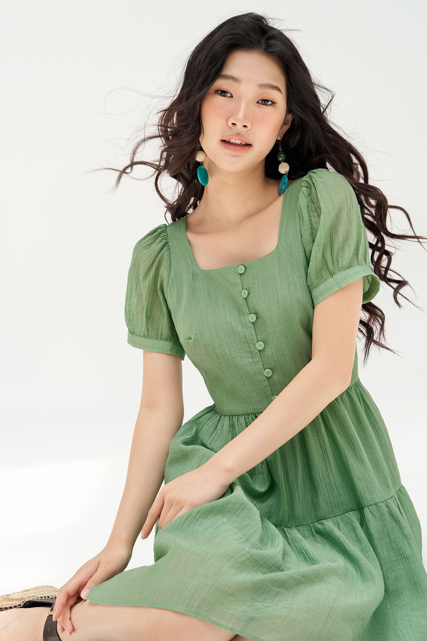 Đầm mini nối tầng tơ xốp matcha