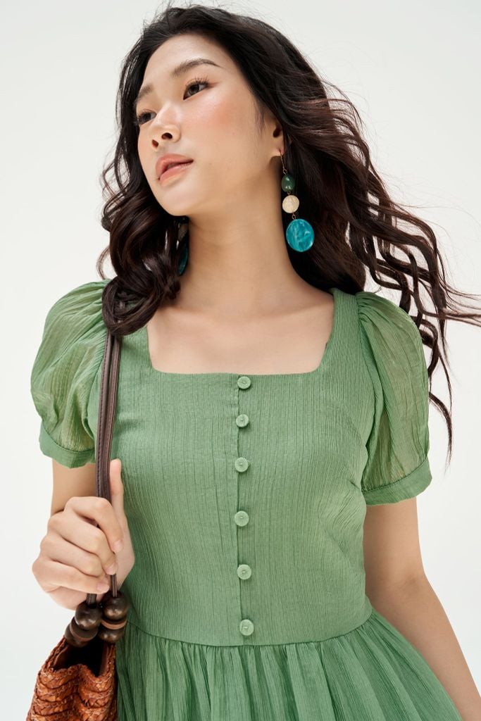 Đầm mini nối tầng tơ xốp matcha