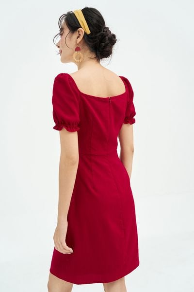 Đầm mini dáng A đũi đỏ thêu lá kem