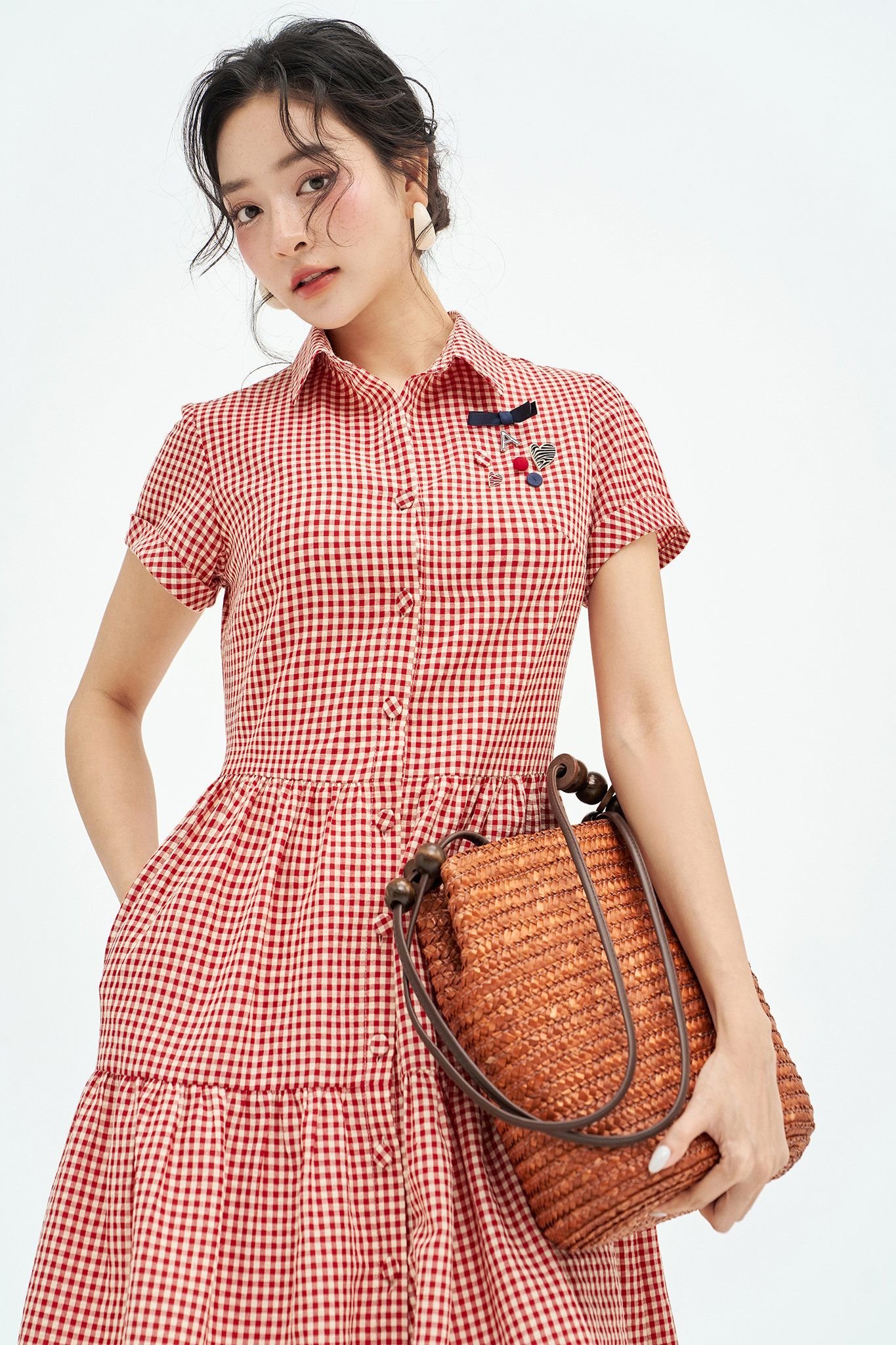 Đầm mini cổ đức karo đỏ đính charms