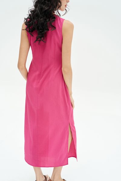 Đầm midi suông hồng thêu