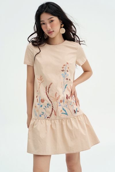 Đầm đuôi cá thêu khu rừng hoa lá cam