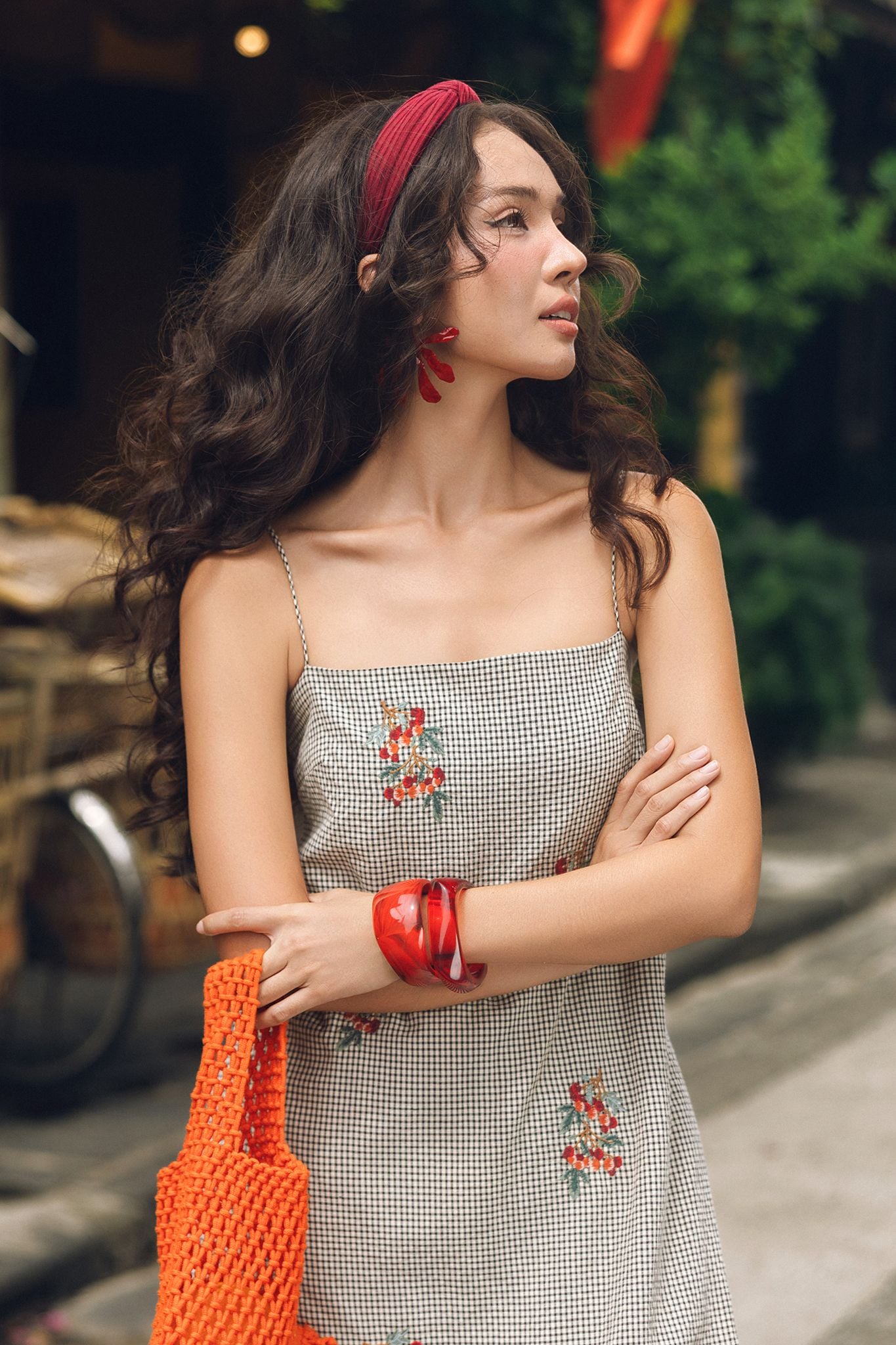 Đầm 2 dây karo nhí thêu chùm olive