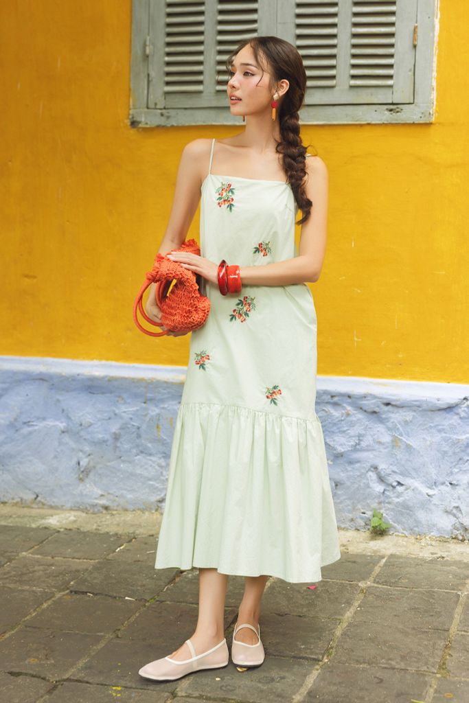 Đầm 2 dây xanh chanh thêu chùm olive