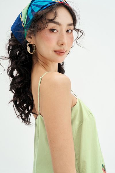 Đầm 2 dây xanh chanh thêu chùm olive