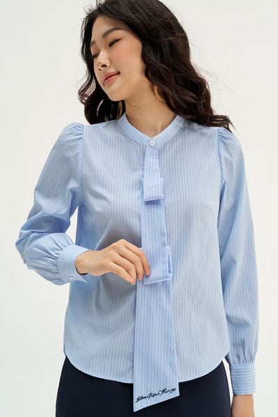 Sơ mi sọc xanh kèm dải dây