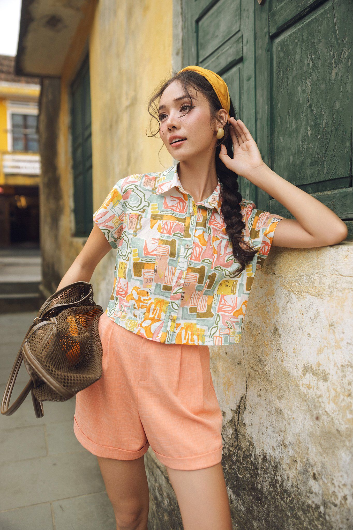 Sơ mi crop cổ đức hoạ tiết summer