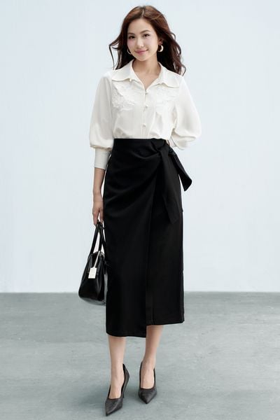 Chân váy midi đen buộc nơ sườn