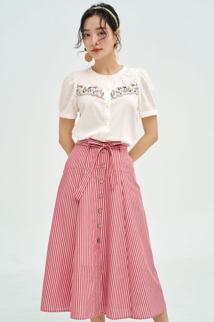 Chân váy midi sọc đỏ buộc dây eo