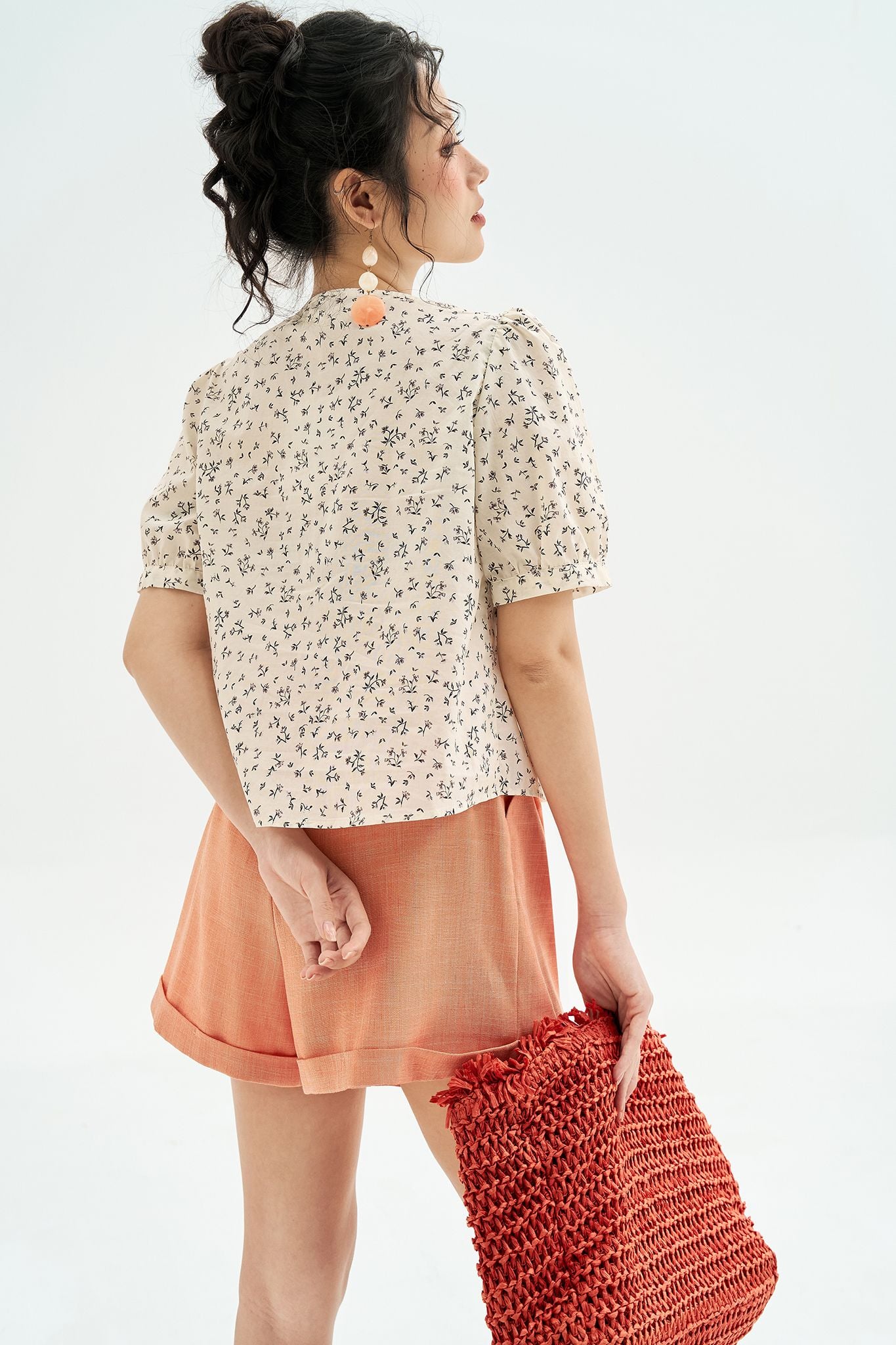 Top hoa nhí thêu trang trí cầu áo