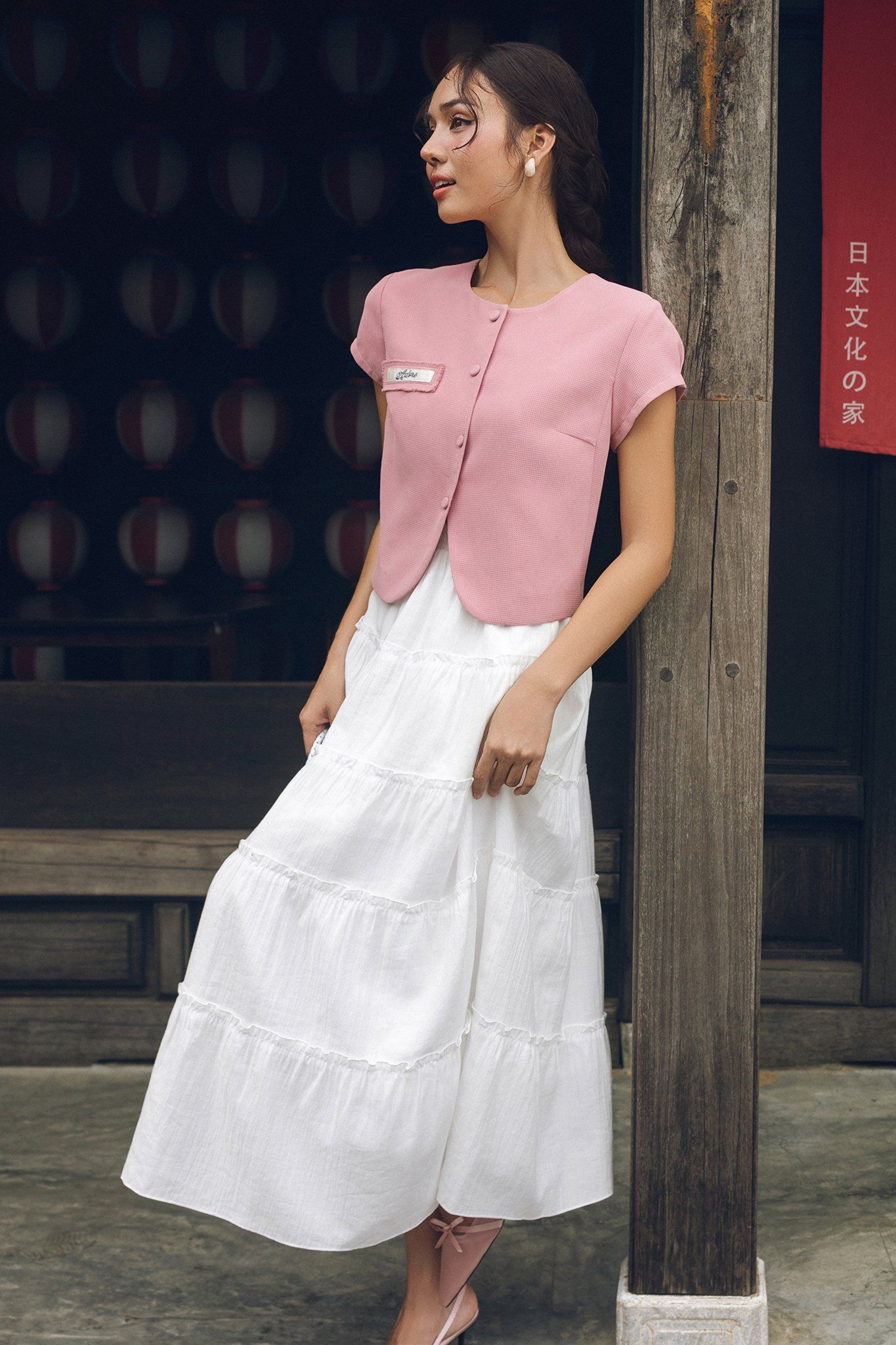 Chân váy maxi trắng nối tầng