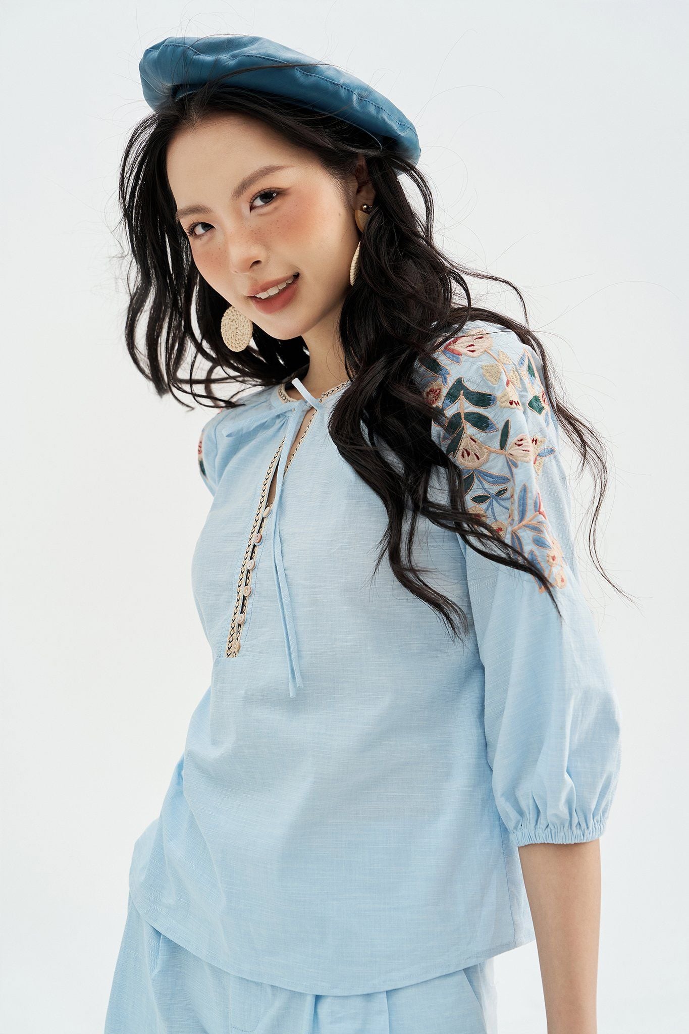 Top thô bamboo xanh thêu tay