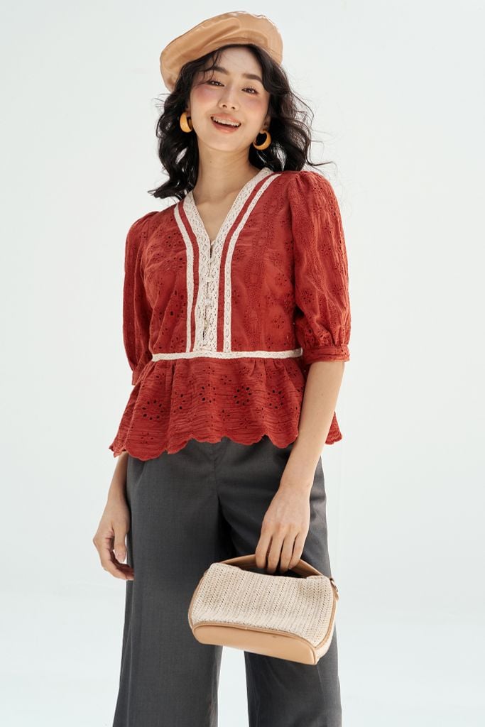 Top peplum thô thêu cam phối ren