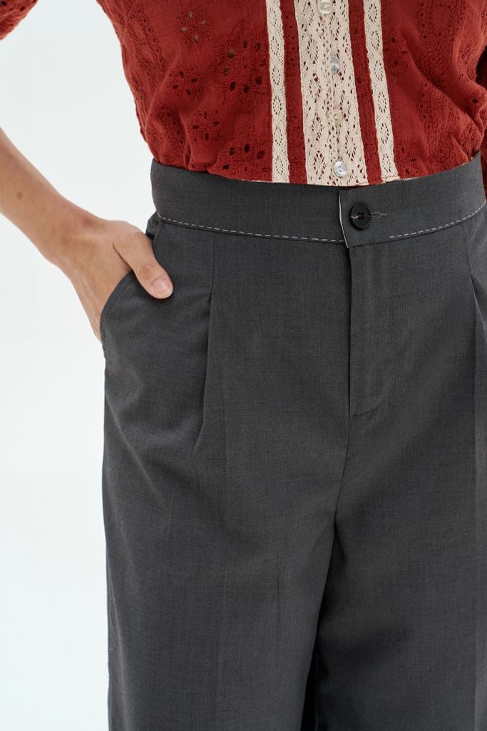 Quần suông tàn thêu đột cạp