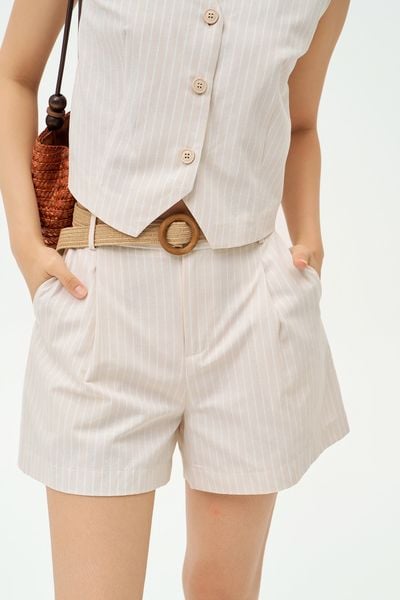 Quần shorts đũi sọc kem kèm belt