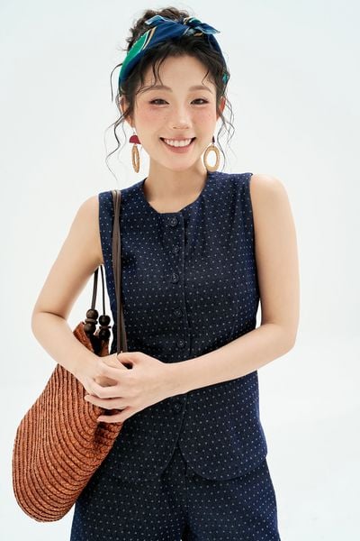 Top denim chấm bi