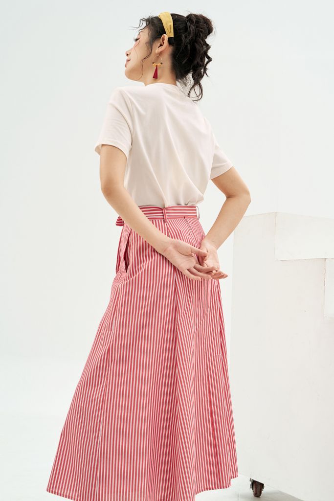 Chân váy midi sọc đỏ buộc dây eo