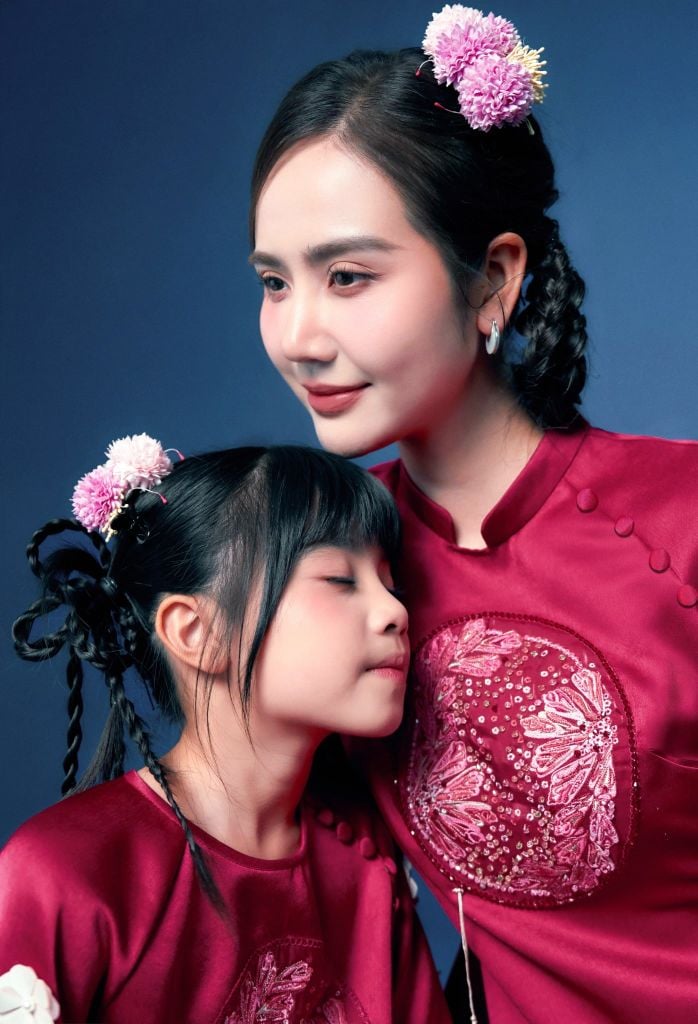 Cẩm Dung - Set áo dài bé gái thêu triện hồng cẩm