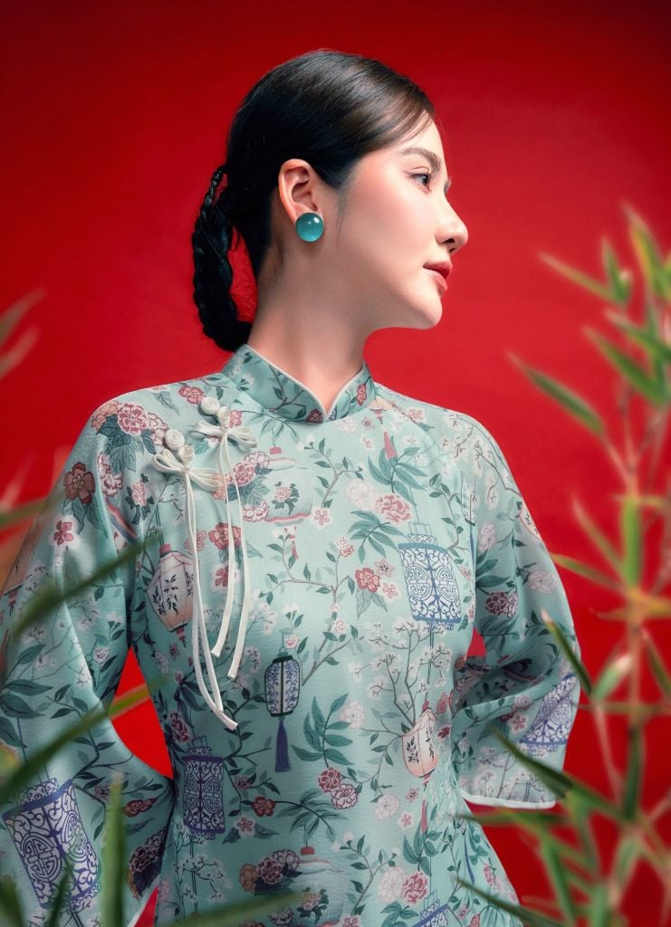 Lam Tường - Set áo dài tơ đèn lồng xanh ngọc lam
