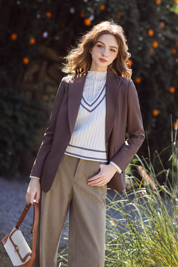 Blazer cổ 2 ve basic 2 khuy nâu latte