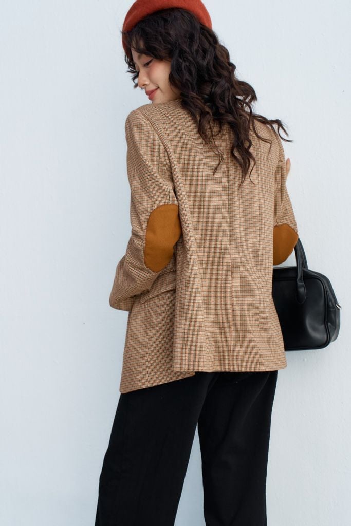 Blazer basic ziczac nhí cam nâu vá tay