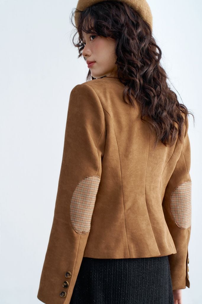 Blazer classic da lộn nâu vá tay