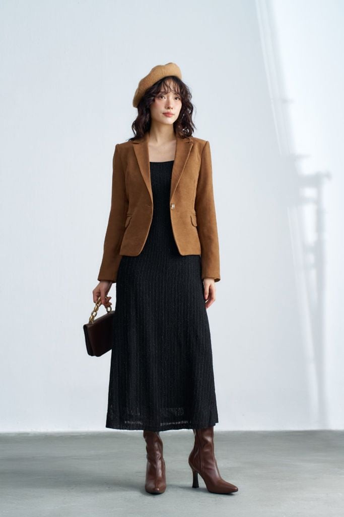 Blazer classic da lộn nâu vá tay