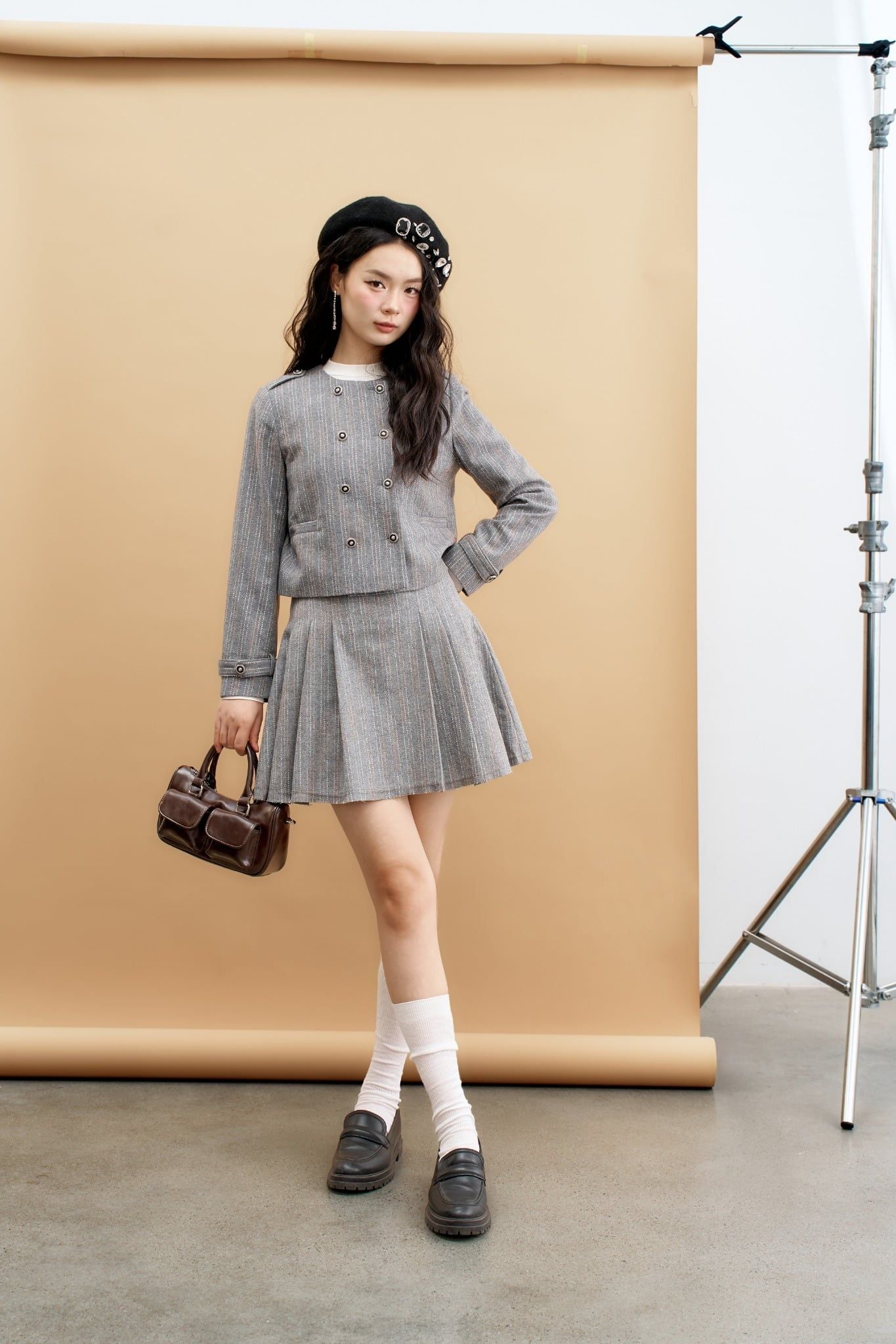 Blazer dạ ghi sọc 2 hàng khuy