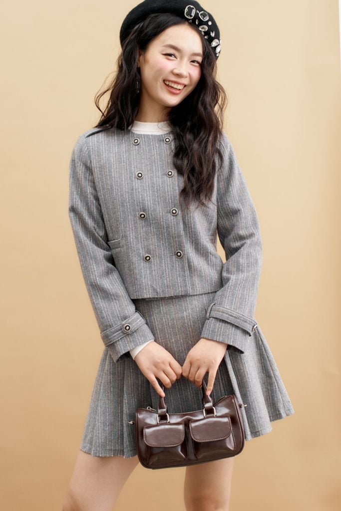 Blazer dạ ghi sọc 2 hàng khuy