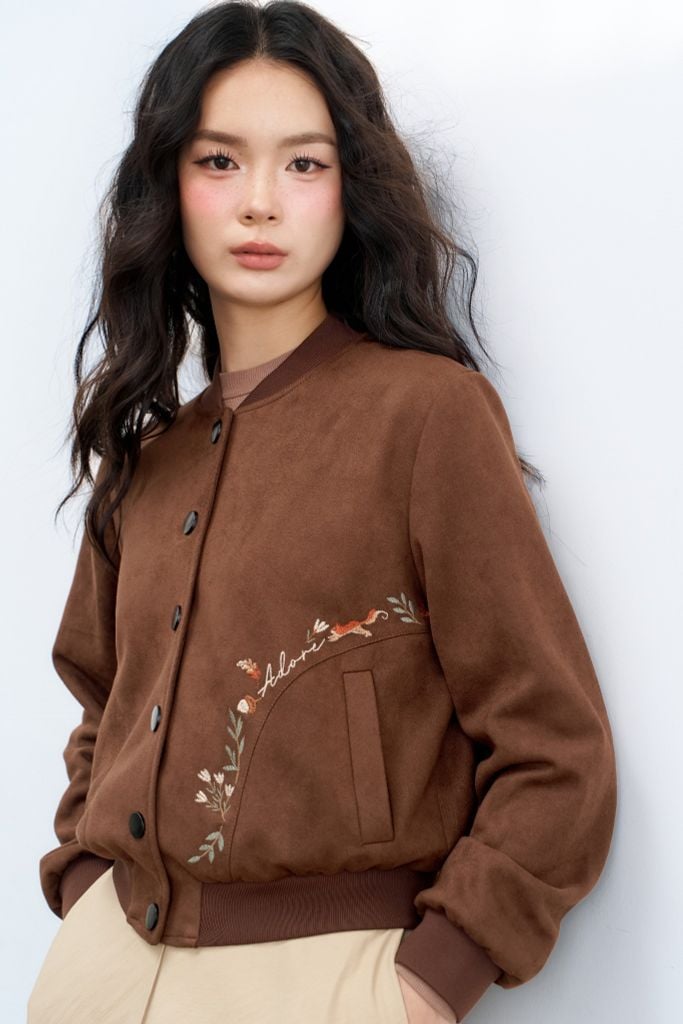 Bomber nâu cà phê thêu túi