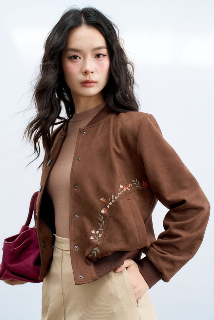 Bomber nâu cà phê thêu túi