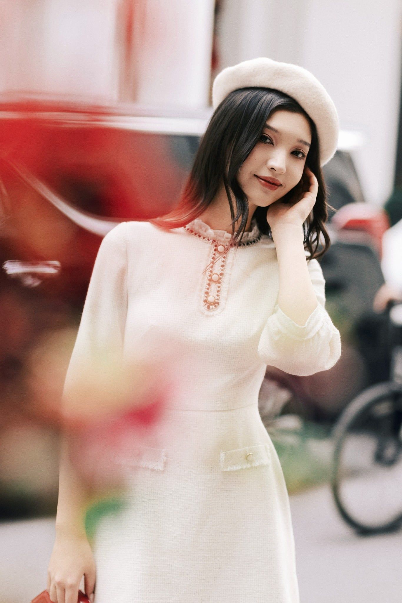 Đầm mini cổ bèo rua tech phẩy trắng