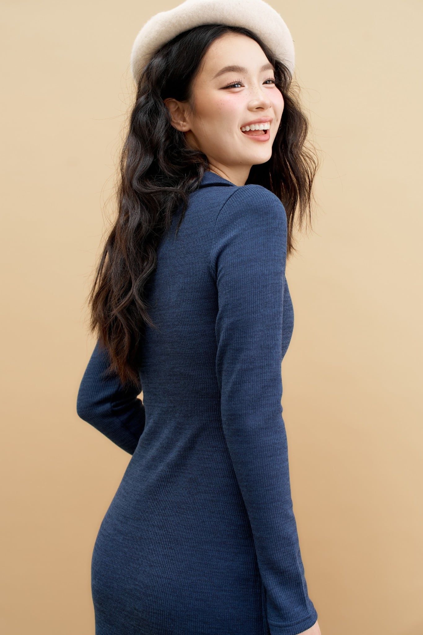 Đầm len navy cổ polo kéo khoá