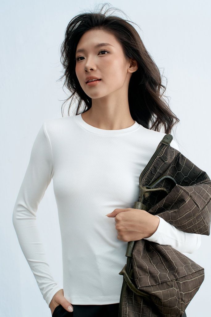 Áo ôm dài tay basic trắng