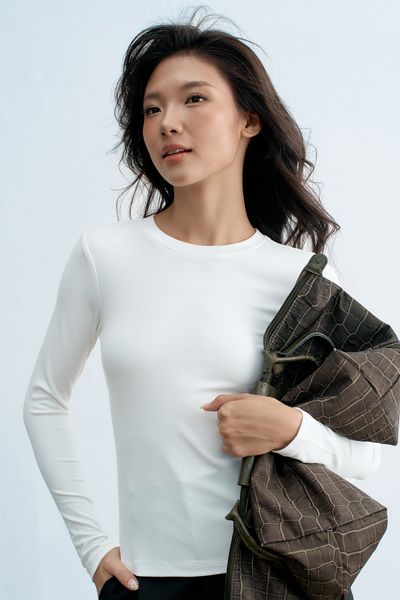 Áo ôm dài tay basic trắng