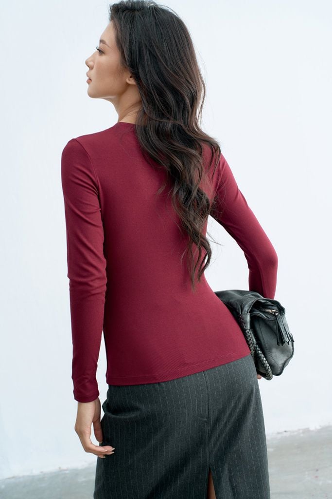 Áo ôm dài tay basic đỏ đô