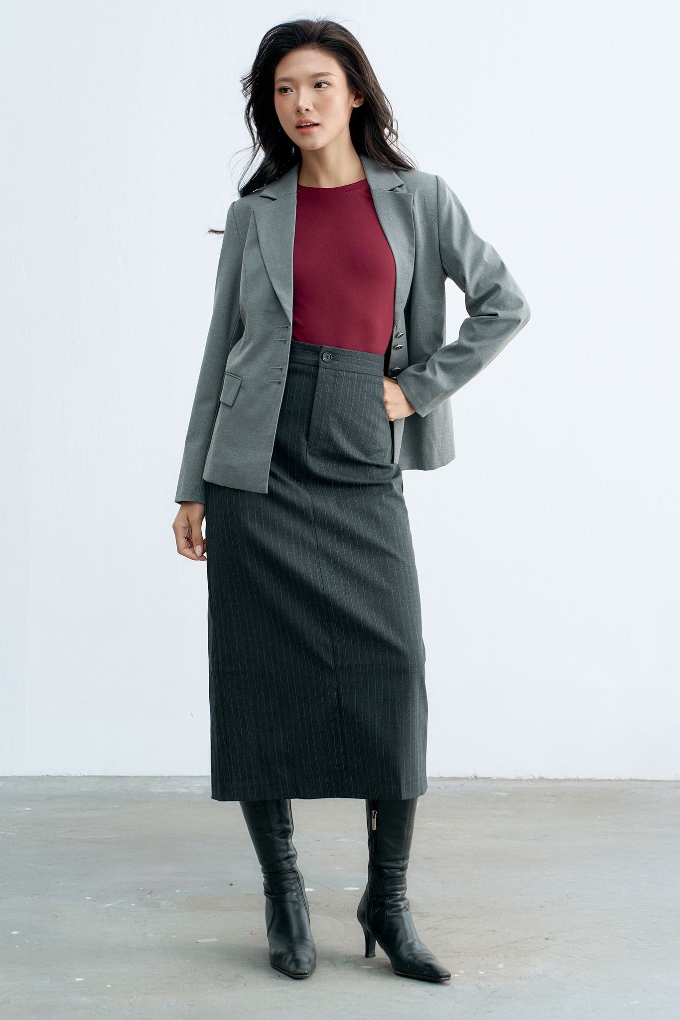 Áo ôm dài tay basic đỏ đô